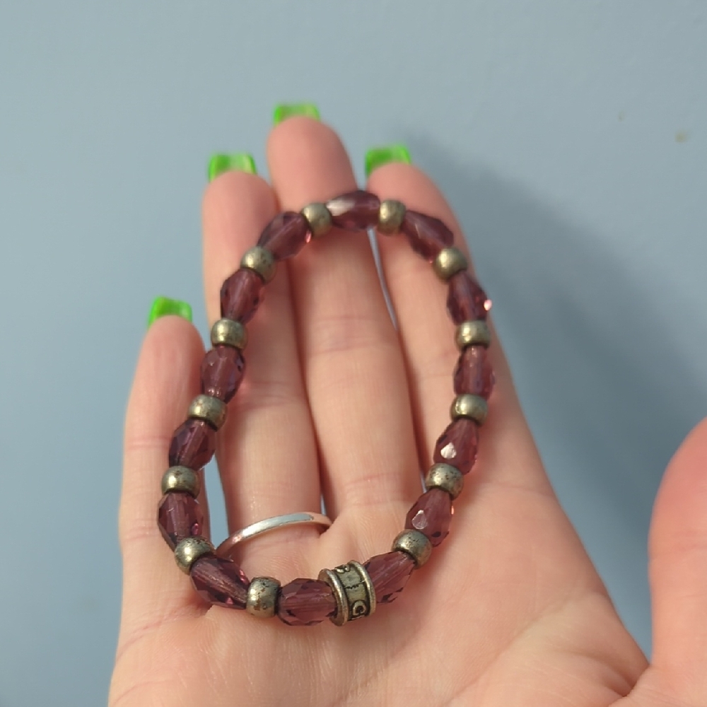 Purple and Silver Spiral Beaded Bracelet